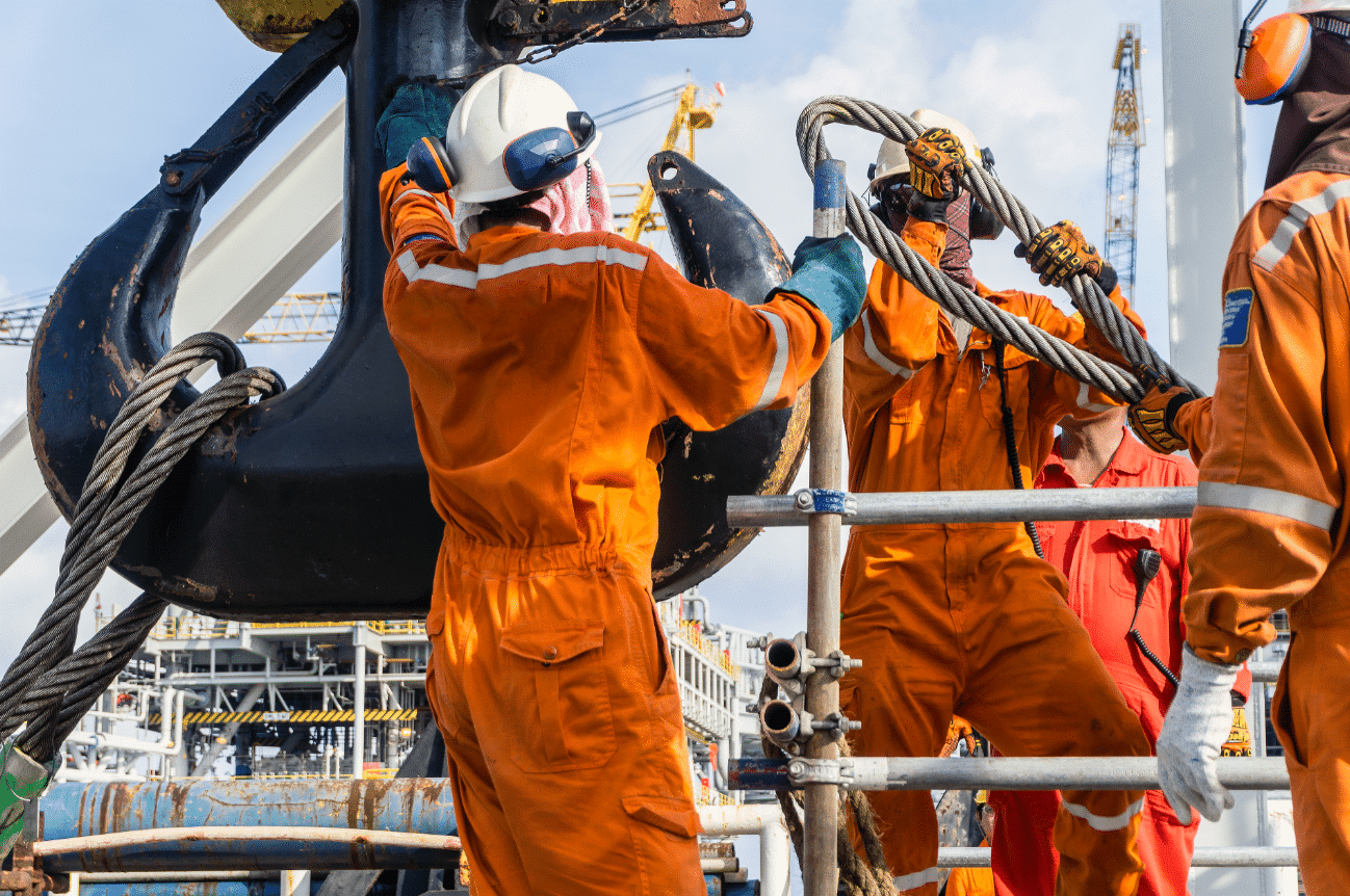 workers, crane, helder maritiem